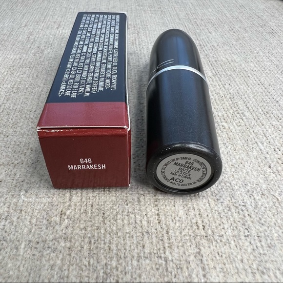 🔥3 for $35🔥 MAC Matte Lipstick in 646 Marrakesh - Picture 4 of 6